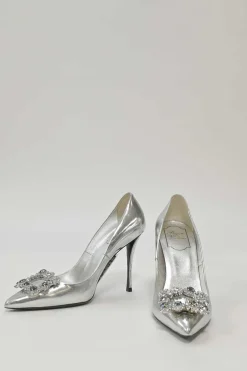 Silver strass crystal-embellished leather Bouquet flower buckle pointed-toe pumps