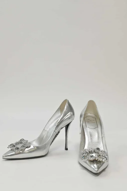 Silver strass crystal-embellished leather Bouquet flower buckle pointed-toe pumps