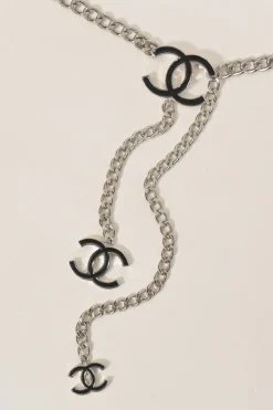 Silver-finish metal and black enamel Coco Mark chain belt with hook closure