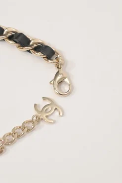 Silver-finish metal and leather flap bag charm belt with lobster clasp closure