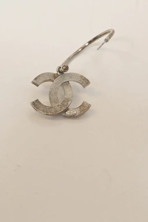 Silver-finish metal Coco Mark drop earrings