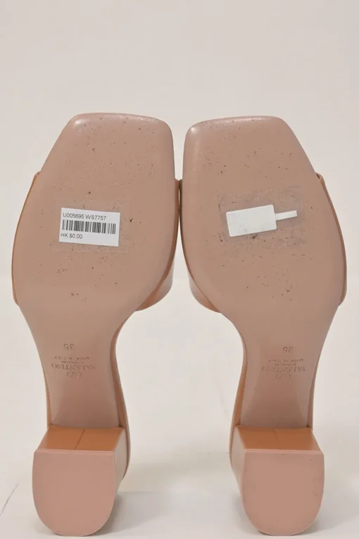 Tobacco leather VLogo cutout block heel slide sandals