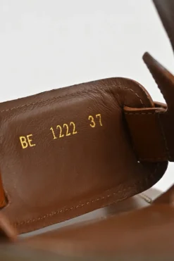 Tobacco vegetable-tanned calfskin and rubber Clea Triomphe slingback sandals with buckle fastening