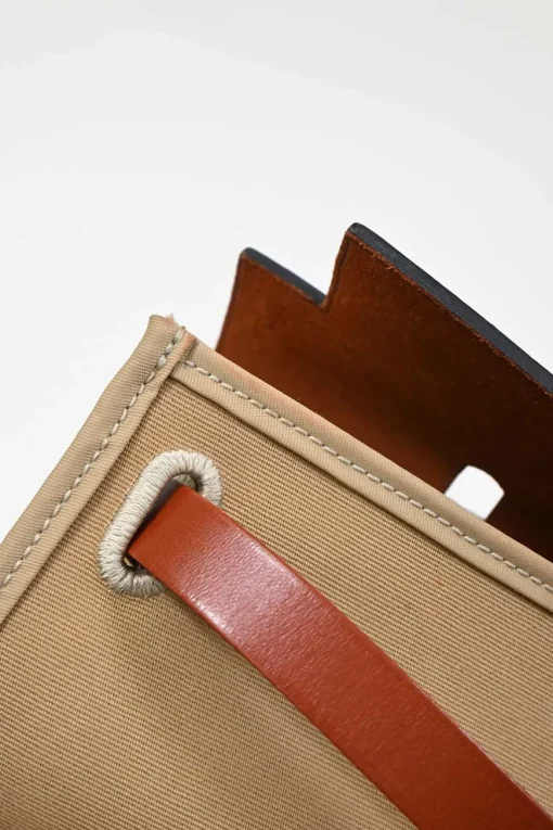 Trench Toile and Vache Hunter leather Herbag Zip 31 bag with palladium-plated hardware