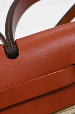 Trench Toile and Vache Hunter leather Herbag Zip 31 bag with palladium-plated hardware