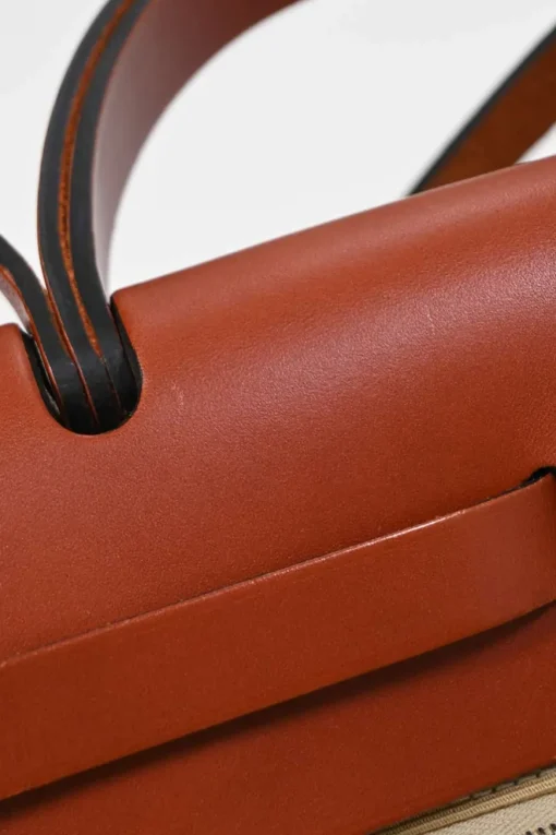 Trench Toile and Vache Hunter leather Herbag Zip 31 bag with palladium-plated hardware