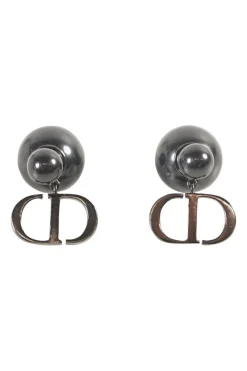 'Tribales' earrings with grey resin pearl