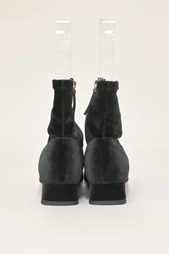 Très Vivier black velvet and leather pull-on buckled ankle booties