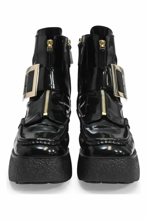 Viv' clog black patent leather ankle boot with zipper tongue and signature metal buckled side