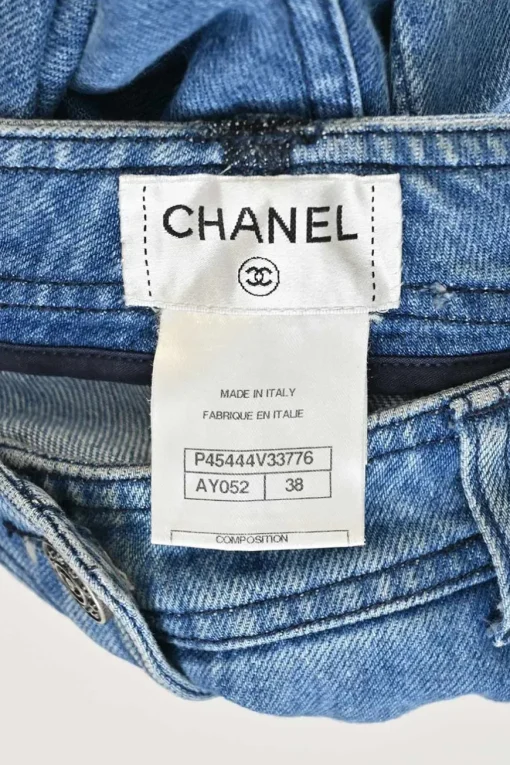 Washed indigo cotton denim pull-on low-rise skinny cropped jeans with Coco Mark shank buttons