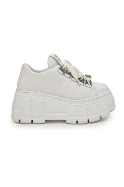 White leather and rubber tread sole flatform lace-up Derby shoes