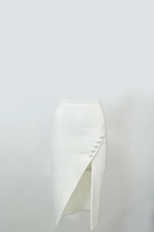 White polyester-blend wrap-effect slit pencil skirt with button-loop show button appliqué