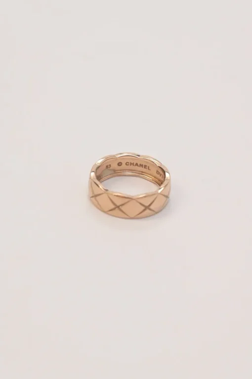 Yellow gold matelassé Coco Crush Ring