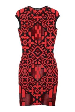 Black and red viscose-blend fully-fashioned interlock knit sheath dress featuring graphic motif