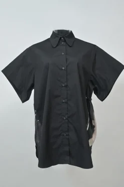 Black cotton poplin point collar dolman short sleeve button-front swing shirt with printed side inserts