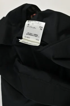 Black cotton-blend point collar snap-front belted shirt dress with cropped sleeves