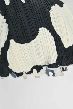 Black polyester abstract print lace-up front plissé long sleeve dress