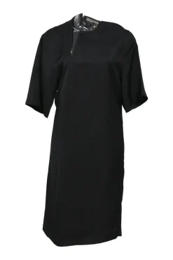 Black viscose split neck half-sleeve shift dress with built-in silver-tone metallic choker