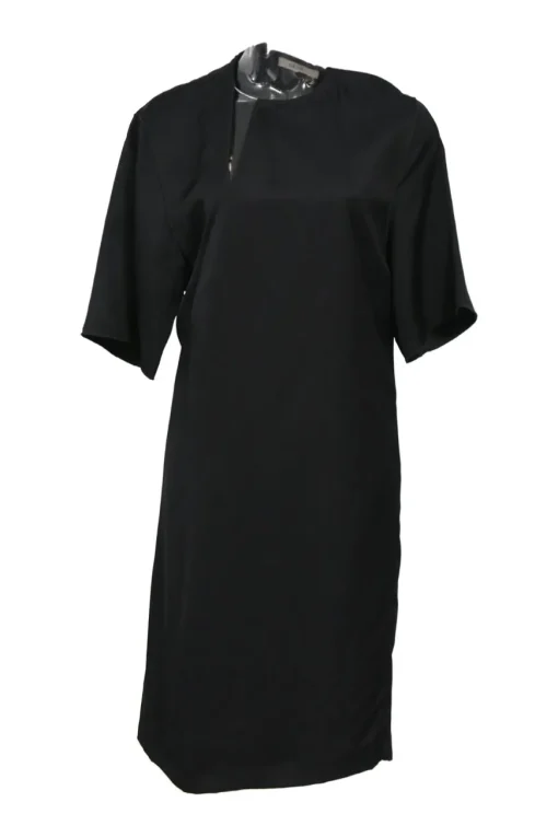 Black viscose split neck half-sleeve shift dress with built-in silver-tone metallic choker