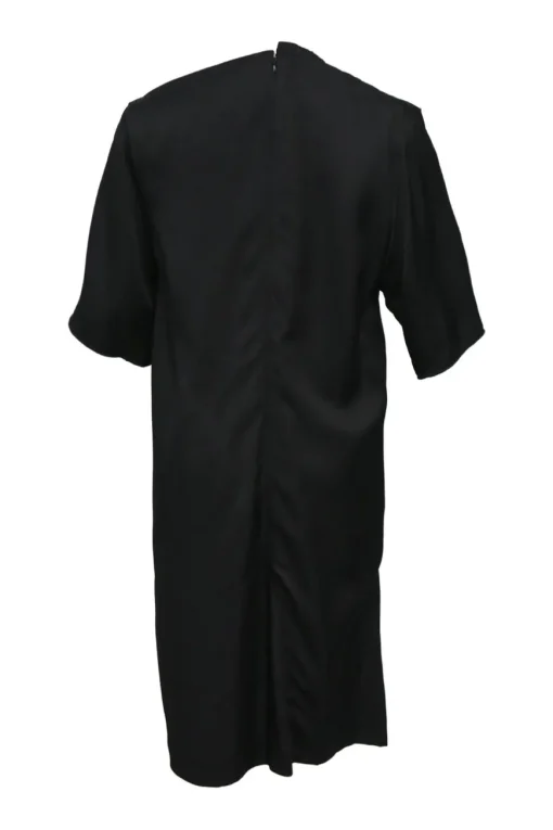 Black viscose split neck half-sleeve shift dress with built-in silver-tone metallic choker