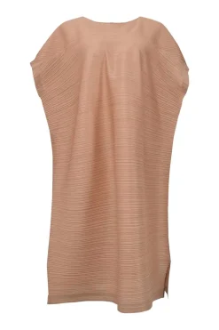 Blush paneled polyester shift sack plissé dress with batwing sleeves