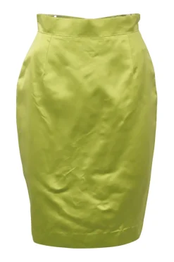 Chartreuse silk pull-on knee-length pencil skirt with rear bow-embellished plissé godet insert
