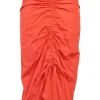Coral red polyester pull-on slit-back ruched godet midi skirt