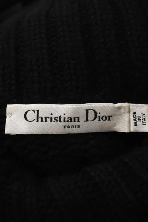 Dioramour navy wool-cashmere blend intarsia knit spread collar sweater featuring rabbit motif