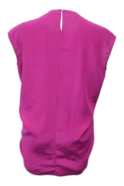 Fuchsia silk chiffon crewneck cap sleeve top with gathered details