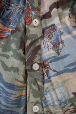 Green and blue boat print long-sleeved shirt with inner layer
