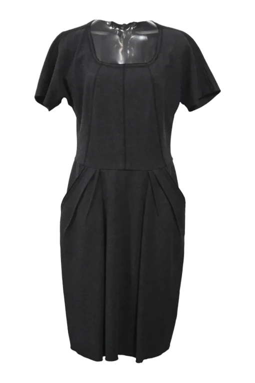 Grey stretch-wool scoop neck short sleeve knee-length dress with pockets