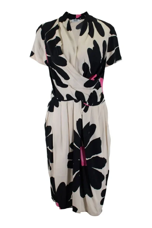 Ivory short-sleeve pleated dress with big black and pink flower pattern