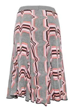 Multi-colour fully-fashioned zig-zag striped pull-on knee-length A-line skirt with handkerchief hem