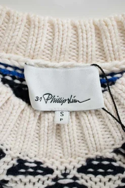 Navy, blue and white pattern knit vest top