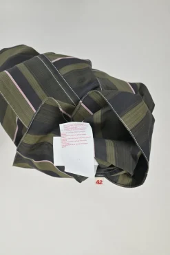 Olive and ghurka striped cotton spread collar pullover shirt with chest patch pocket and high-low hem
