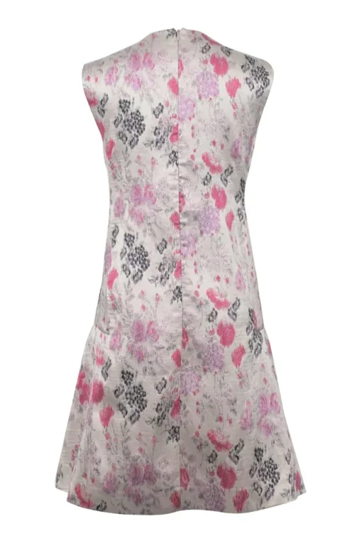 Pink floral damask Y-collar sleeveless swing-style shift dress with vented skirt