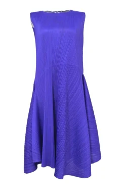 Purple bias-cut paneled polyester sleeveless plissé knee-length dress with asymmetric handkerchief skirt