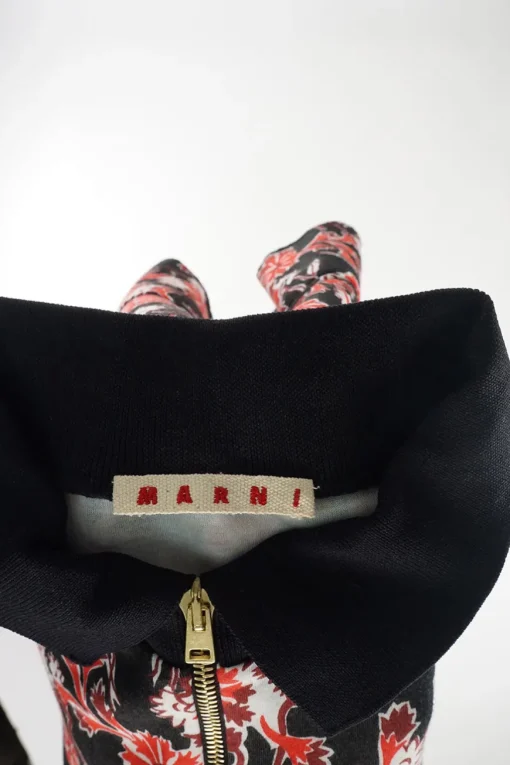 Red and black cotton-blend floral print classic collar zip-front oversized short sleeve shirt