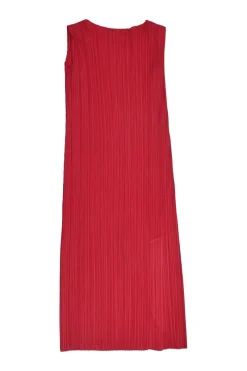 Red polyester sleeveless bateau neck tank plissé shift dress