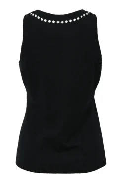 Two-tone cashmere 3D-knit scoop neck tank top with trompe-l'œil Coco Mark necklace motif