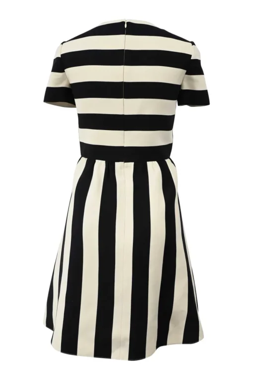 Two-tone graphic stripe short sleeve A-line dress