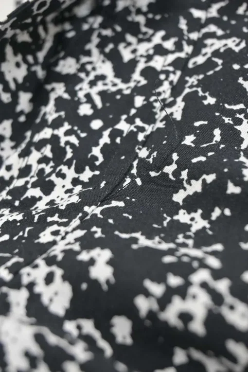 Two-tone viscose abstract print point collar button-front shirt