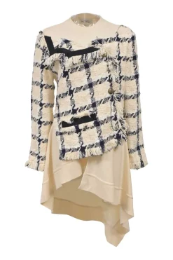 Two-tone wool mixed-media long sleeve crewneck pullover knit top with asymmetric high-low hem