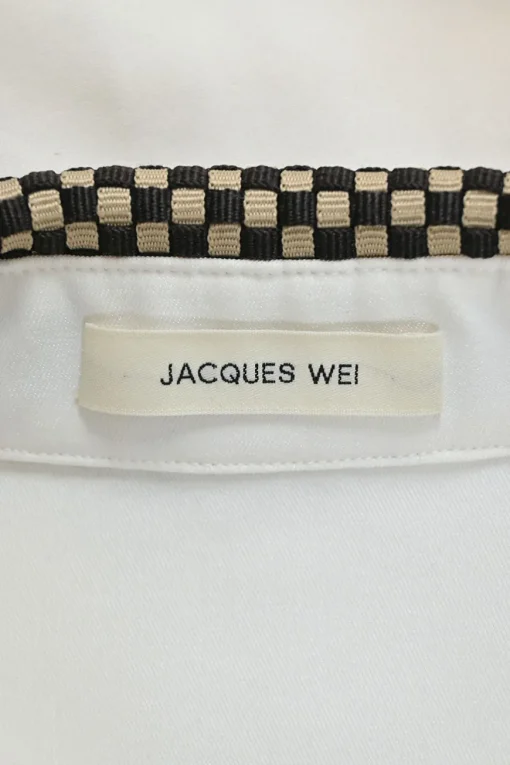 White cotton poplin spread collar button-front shirt with contrasting Dobby weave collar and cuffs
