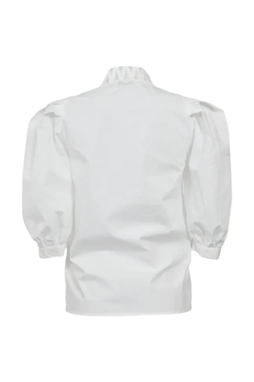 White cotton puffed half-sleeve button-front blouse with tonal Chelsea collar in chevron lace