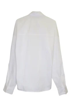 White cotton-blend pullover shirt with classic collar, button cuffs, and round hem