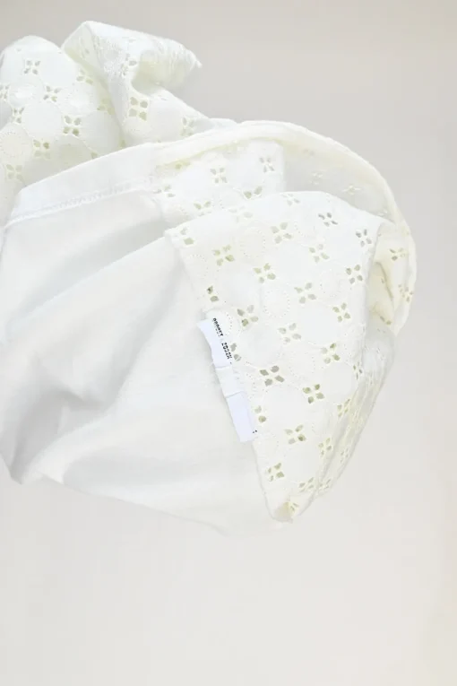 White paneled broderie Anglaise crewneck pullover T-shirt
