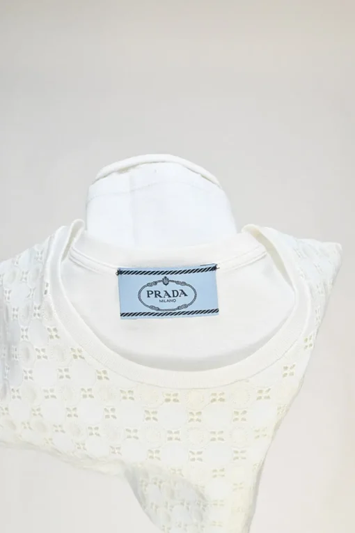 White paneled broderie Anglaise crewneck pullover T-shirt