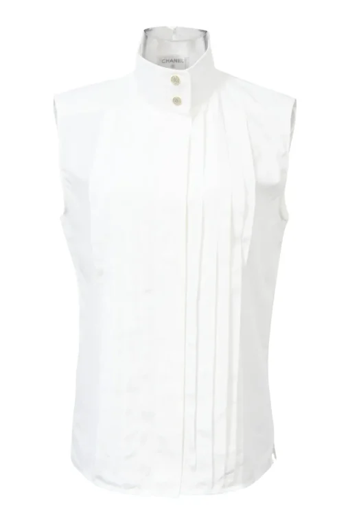 White pleated cotton poplin high band collar sleeveless shirt