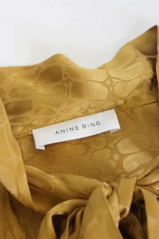 Yellow silk croc jacquard pullover pussybow blouse